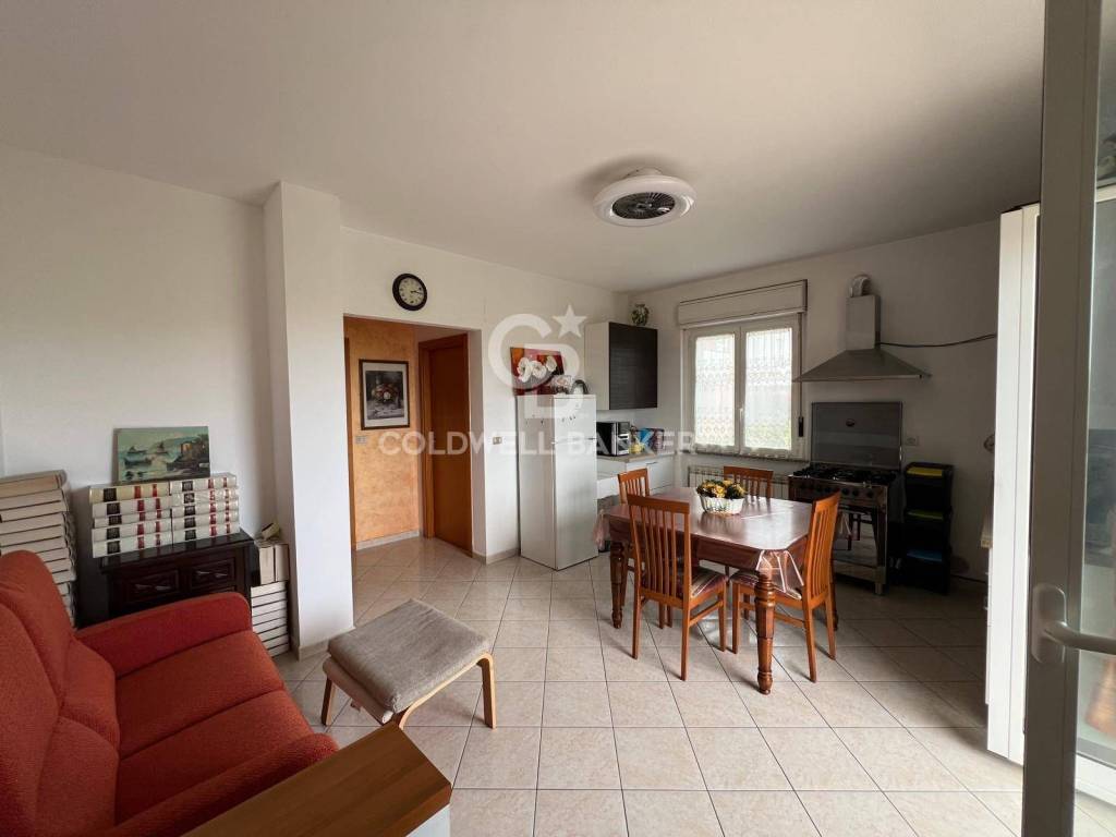 Appartamento a Roseto degli abruzzi in Via della Vaccareccia - Foto 5