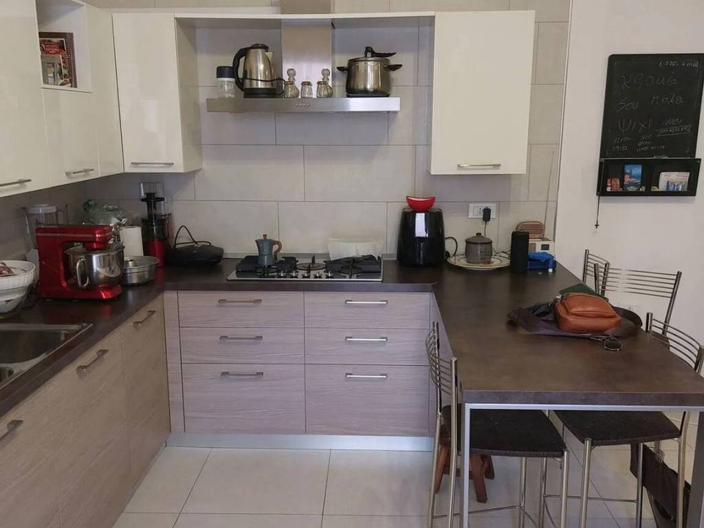 Appartamento a Taranto in Via Lucania, 5 - Foto 2