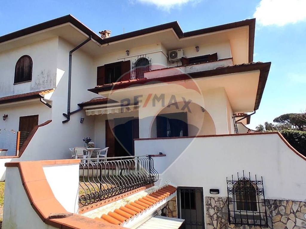 Casa indipendente a Sabaudia in via Coro, 4 - Foto 3