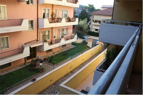 Appartamento a Lanciano in Viale Marconi, 51 - Foto 2