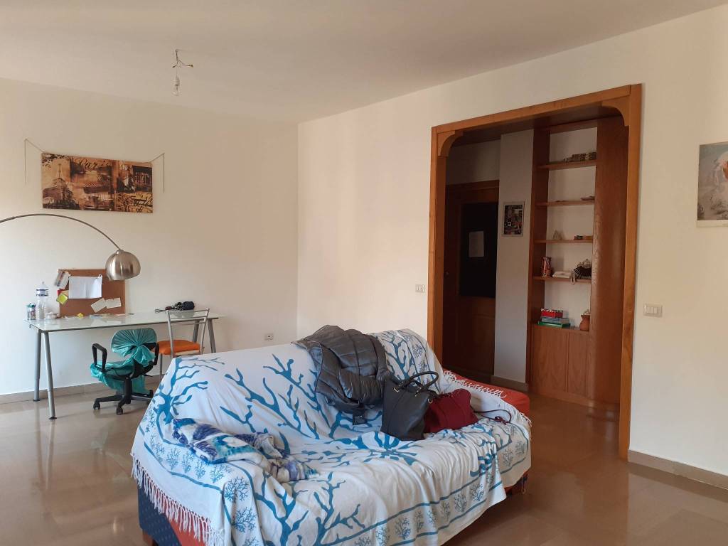 Appartamento a Caltanissetta in Via Gabriele Amico Valenti, 45 - Foto 4