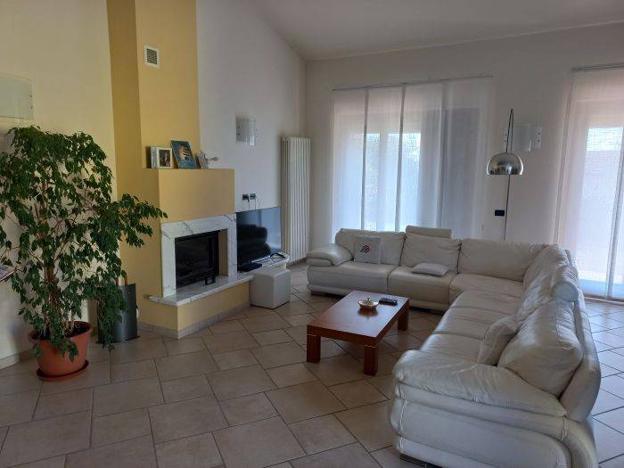 Casa indipendente a Luni - Foto 2