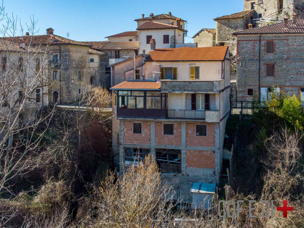 Villa a Pescorocchiano in Frazione Leofreni - Foto 2