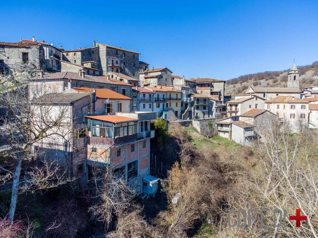 Villa a Pescorocchiano in Frazione Leofreni - Foto 3