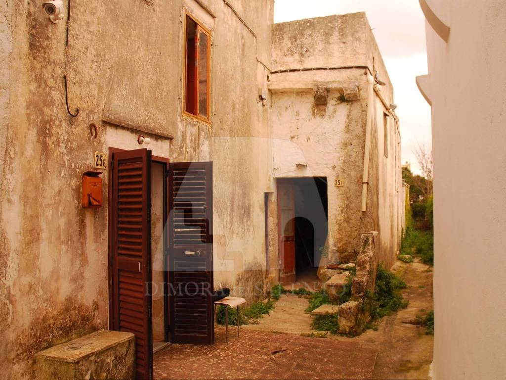 Casa indipendente a Presicce-acquarica in Via Giacomo Matteotti, 30 - Foto 2