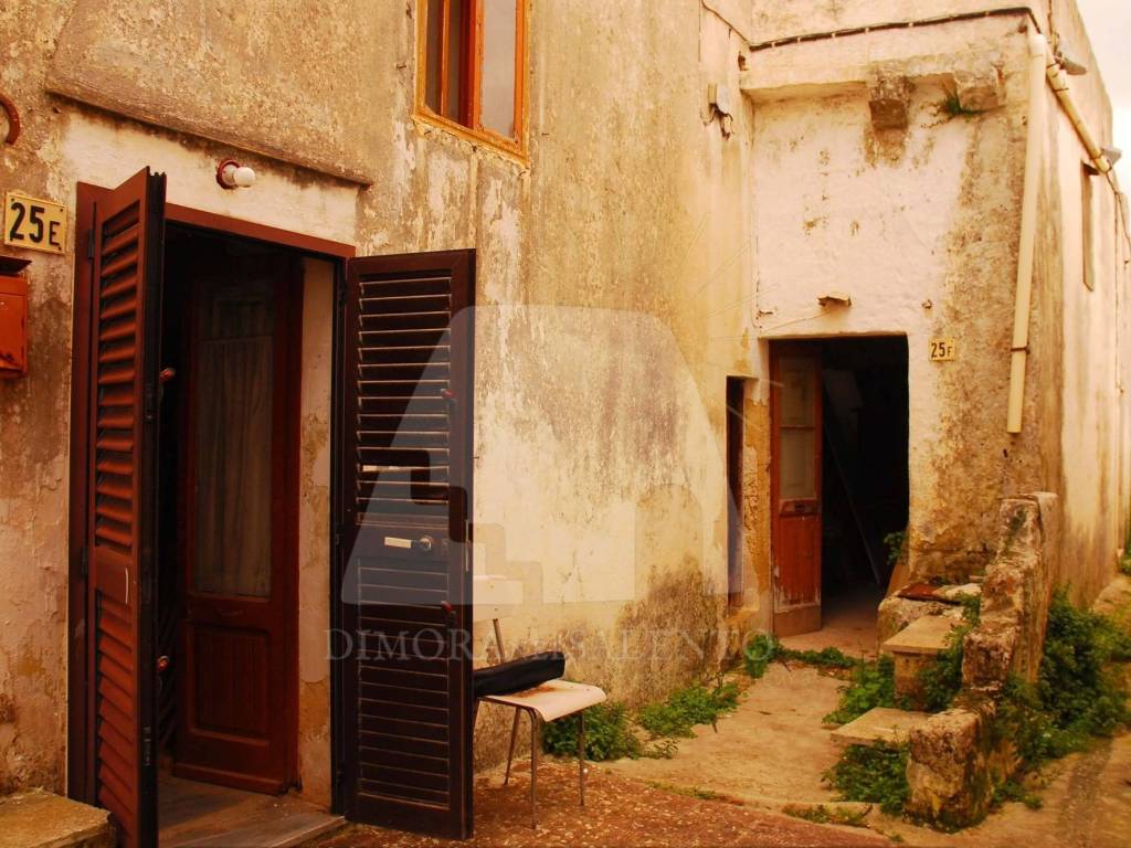 Casa indipendente a Presicce-acquarica in Via Giacomo Matteotti, 30 - Foto 3