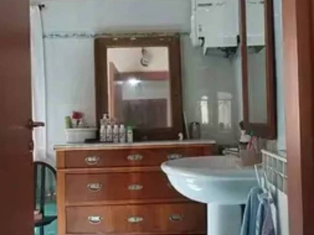 Appartamento a Valtopina in Via Gorizia - Foto 4