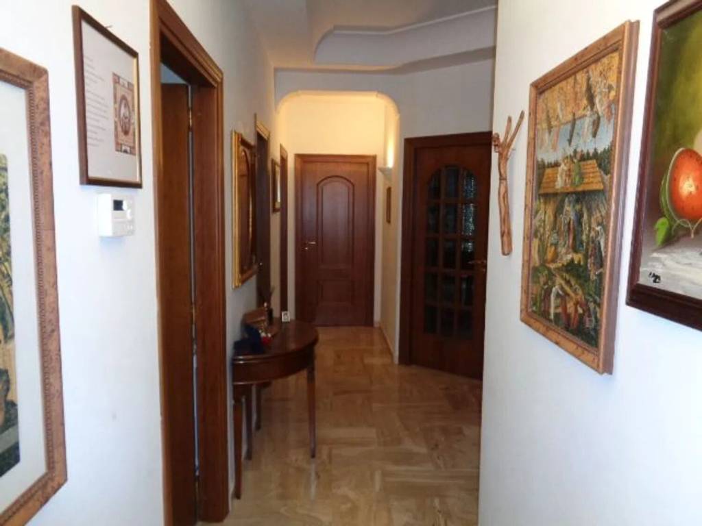 Appartamento a Caltanissetta in Viale Trieste, 148 - Foto 4