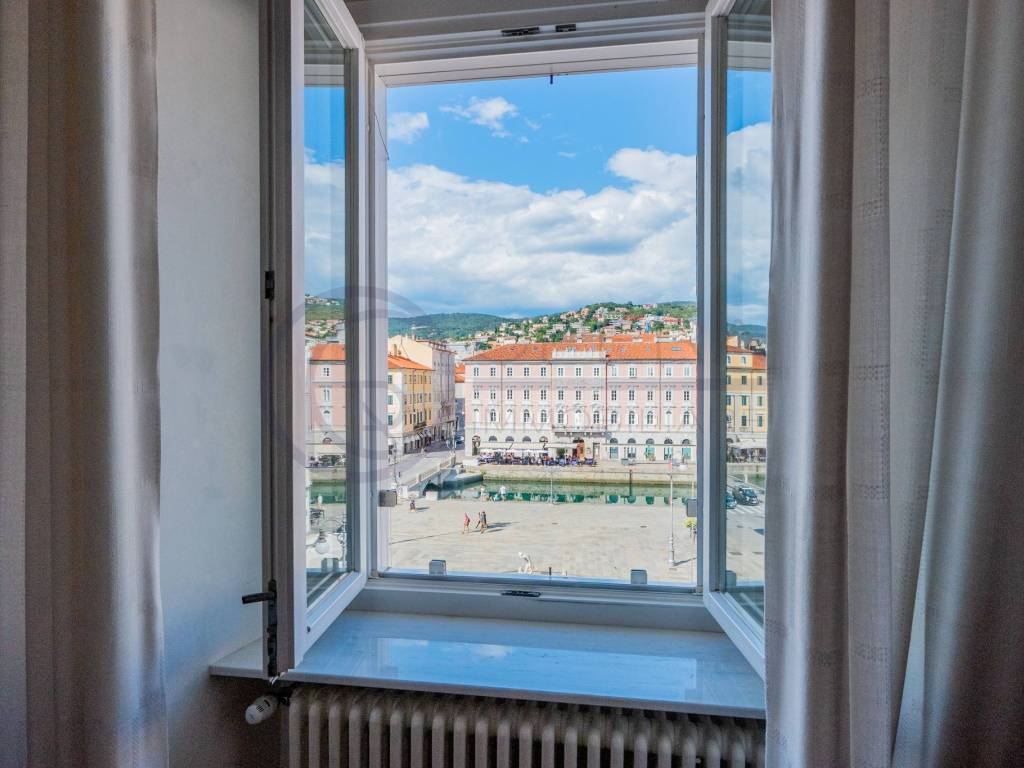 Appartamento a Trieste in Piazza del Ponterosso, 5 - Foto 2