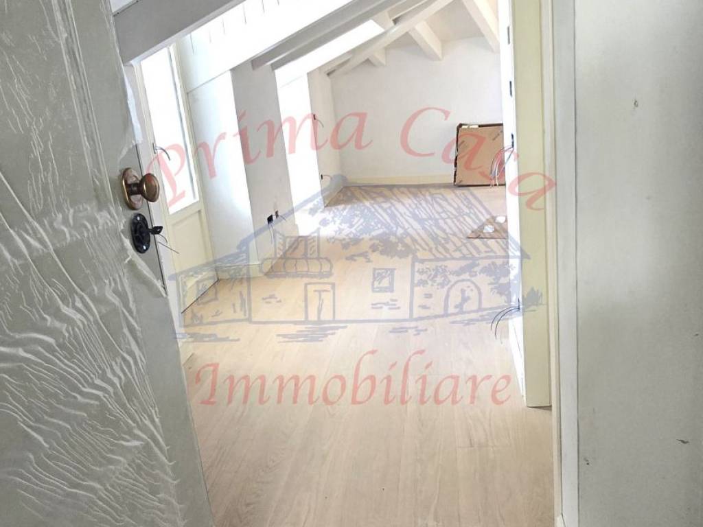 Appartamento a Castagnole delle lanze in Piazza Guglielmo Marconi - Foto 4