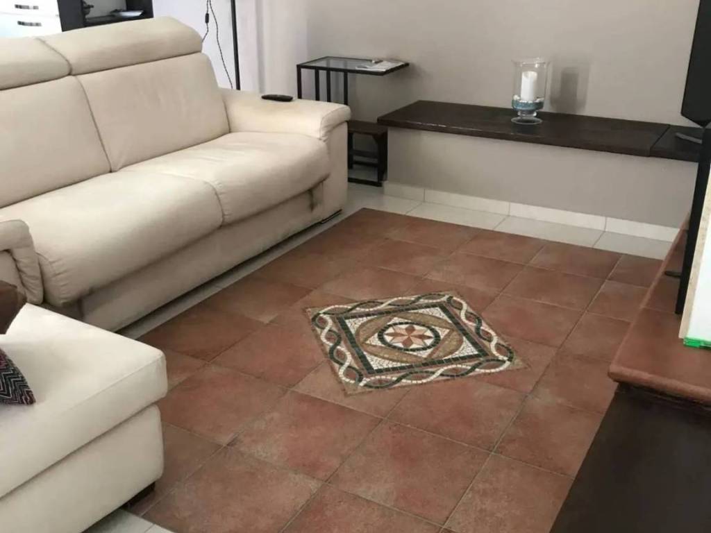 Rustico / casale a Colobraro in via gran sasso - Foto 4