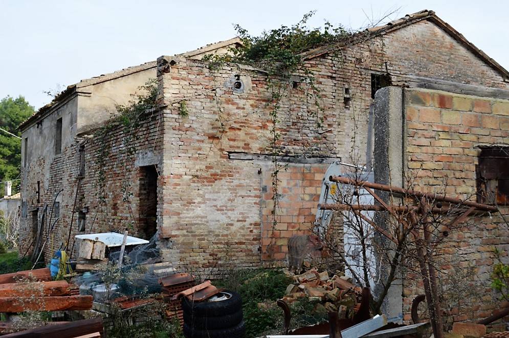 Rustico / casale a Trecastelli in Via Vittoria Colonna - Foto 4