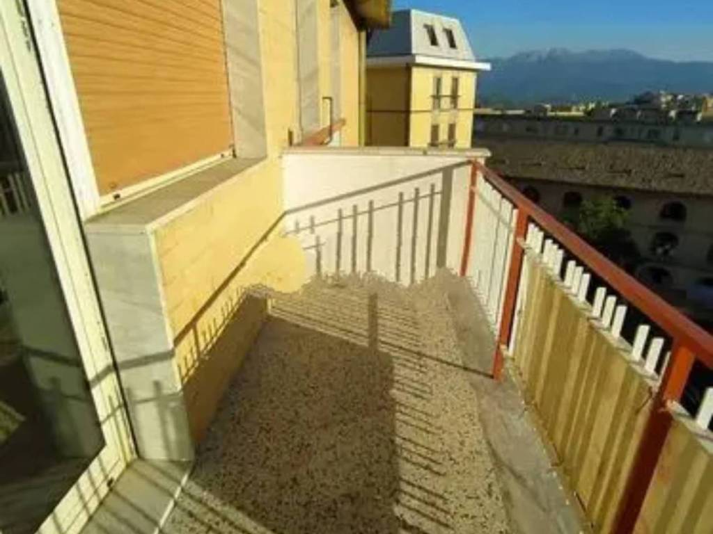 Attico / mansarda a Chieti in Via Federico Salomone - Foto 4