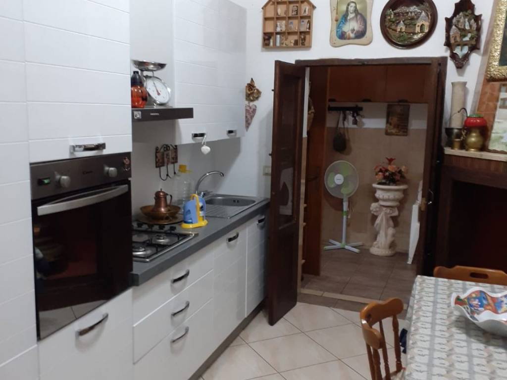 Appartamento a Lizzano in Via Regina Margherita, 29 - Foto 2