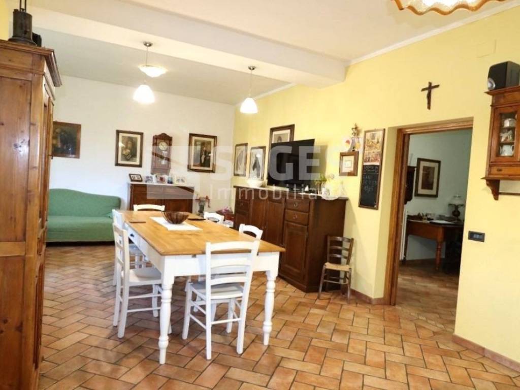 Appartamento a Montevarchi in via milano - Foto 5