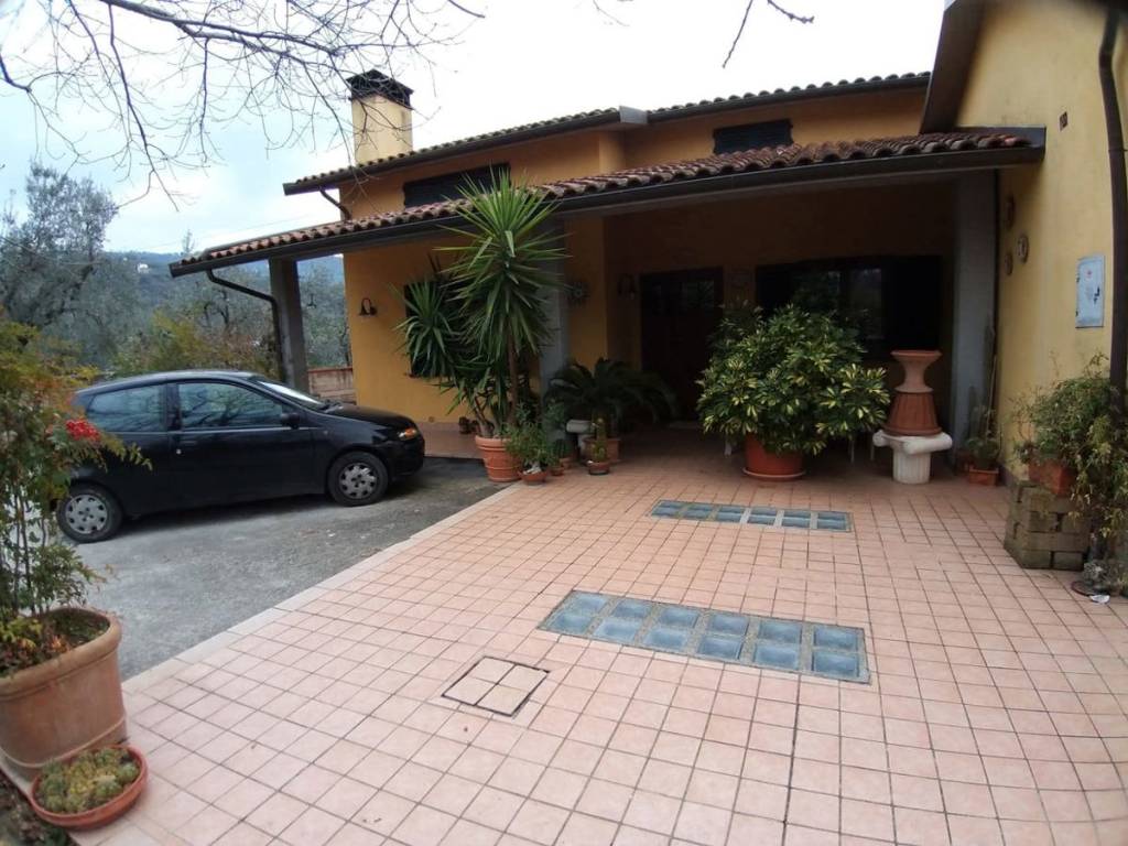 Casa indipendente a Lamporecchio in Via della Torretta - Foto 4