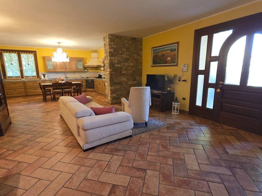 Villa a Rodigo in Piazza Ippolito Nievo - Foto 3