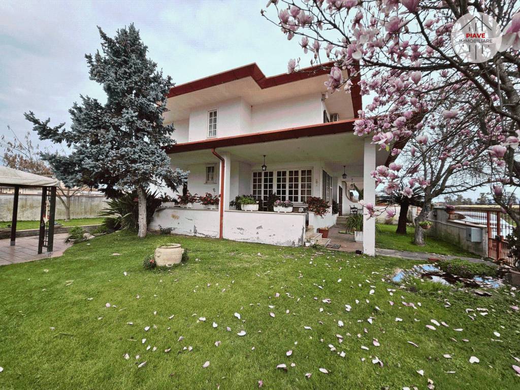 Villa a Latina in Via Don Giuseppe Caselli - Foto 3