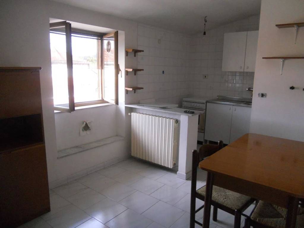 Appartamento a Scurcola marsicana in Via Trieste, 6 - Foto 3