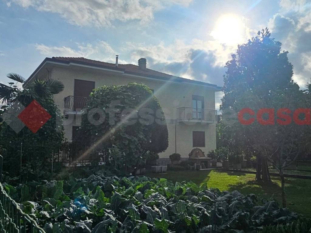 Villa a Cavour in via vigone, 46 - Foto 2
