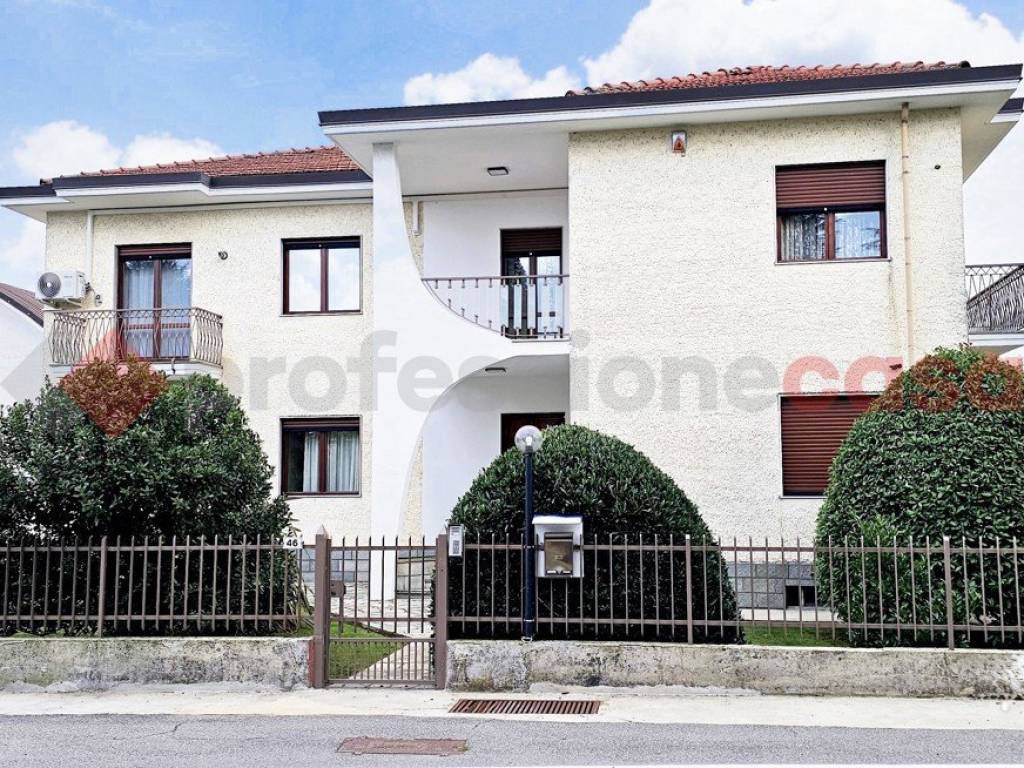 Villa a Cavour in via vigone, 46 - Foto 4