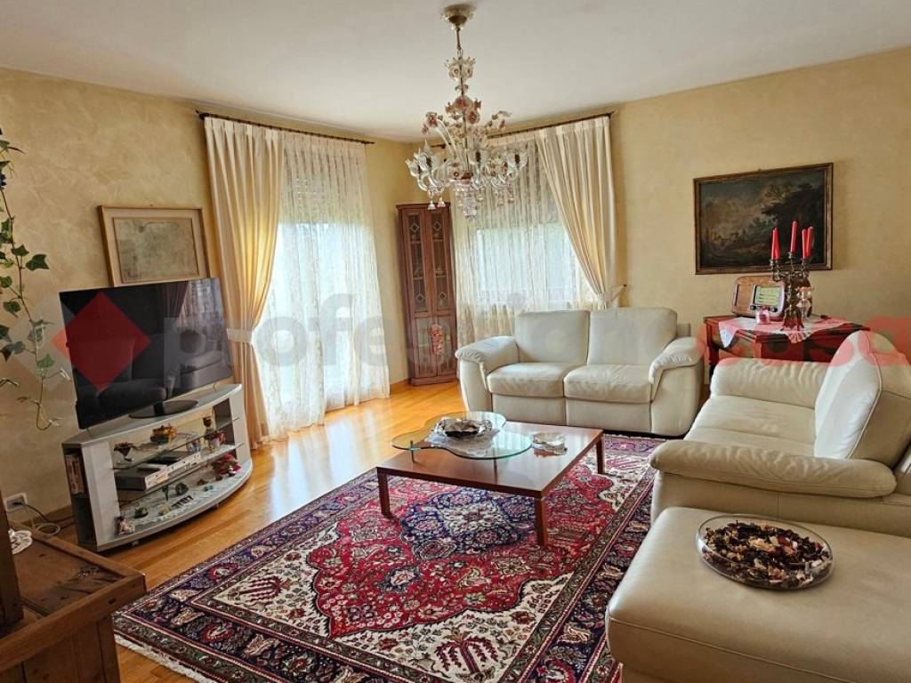 Villa a Cavour in via vigone, 46 - Foto 5