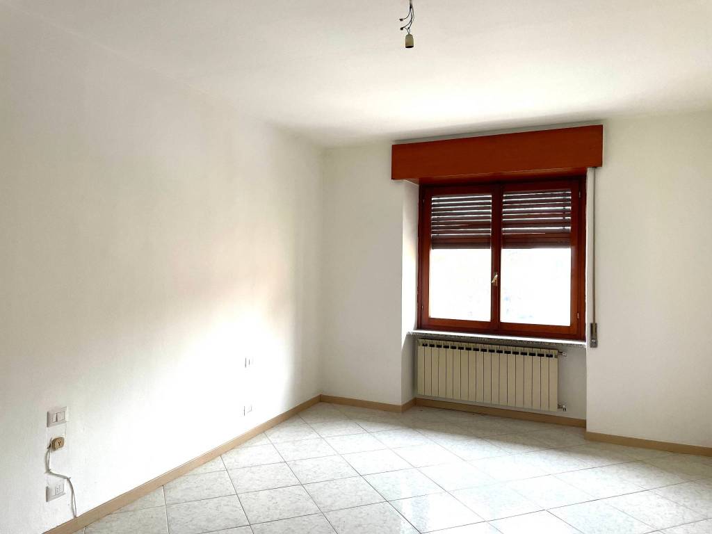 Appartamento a Oggiono in Piazza Alessandro Manzoni - Foto 3