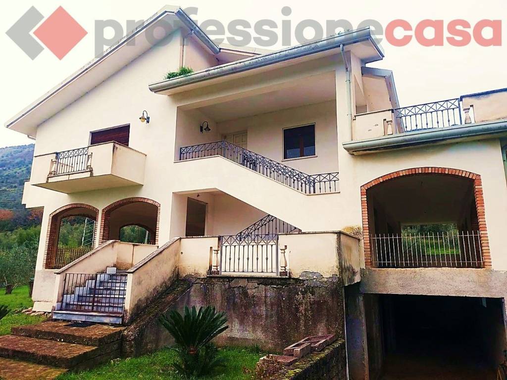 Villa a Castrocielo in strada statale cavallara, 53 - Foto 2