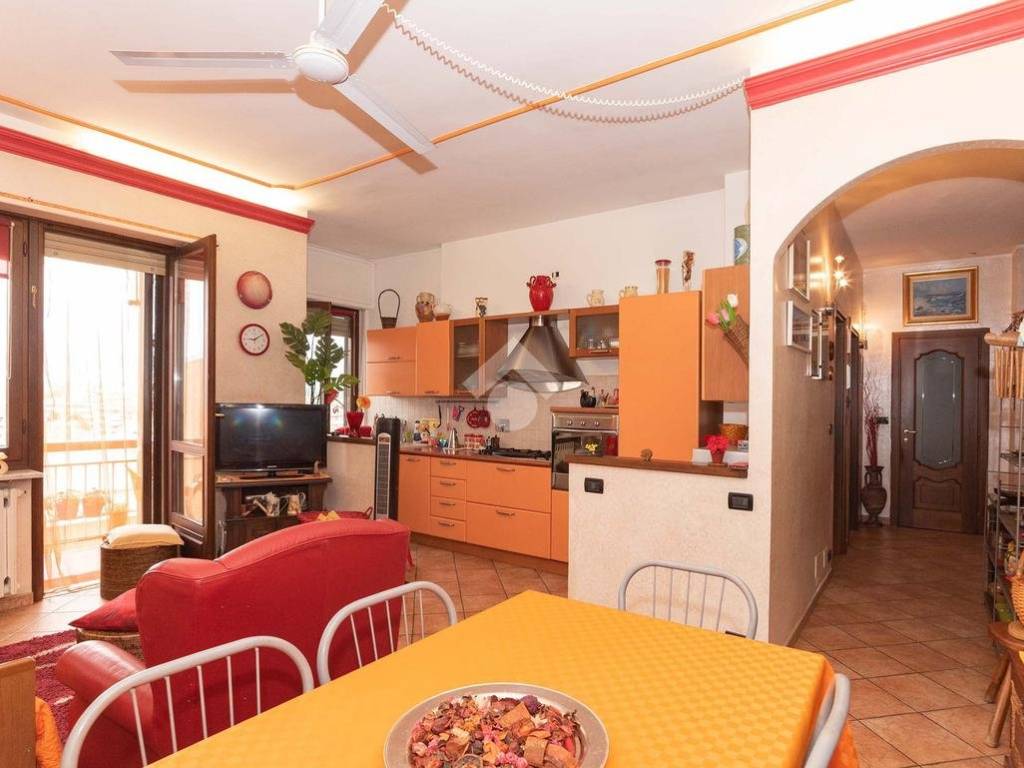 Appartamento a Ciriè in Via gazzera, 5 - Foto 2
