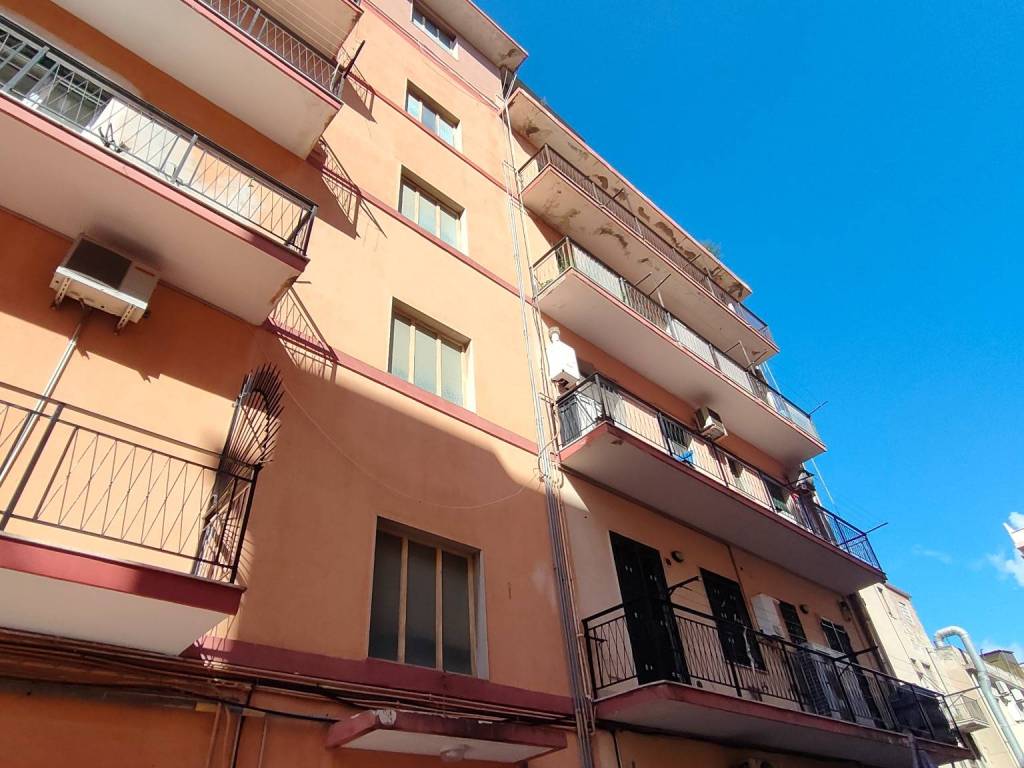 Appartamento a Reggio calabria in Via Emilio Cuzzocrea - Foto 3
