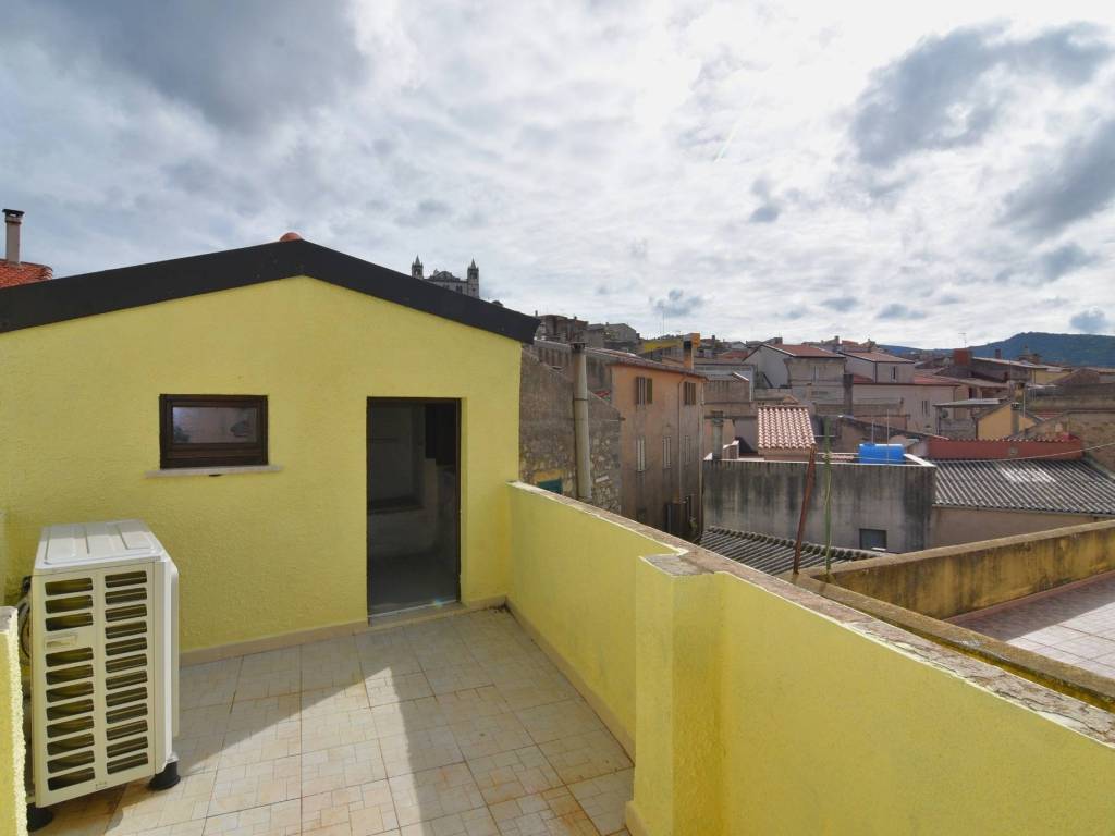 Villa a Cuglieri in Via Pasquale Tola, 21 - Foto 2
