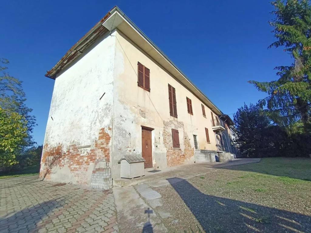 Rustico / casale a Agliano terme in Strada Fornaci Stazione - Foto 4