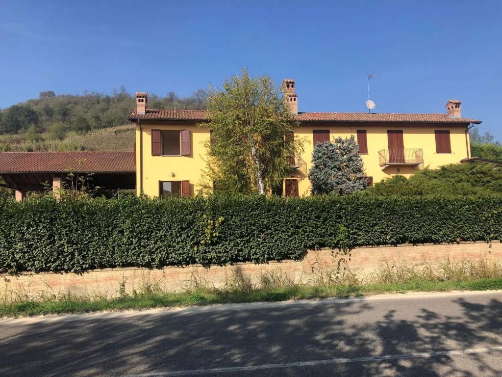 Rustico / casale a Agliano terme in Via Salere - Foto 4