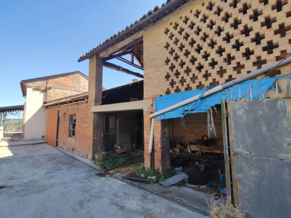 Rustico / casale a Montegrosso d'asti in Via Caranzano, 3 - Foto 5