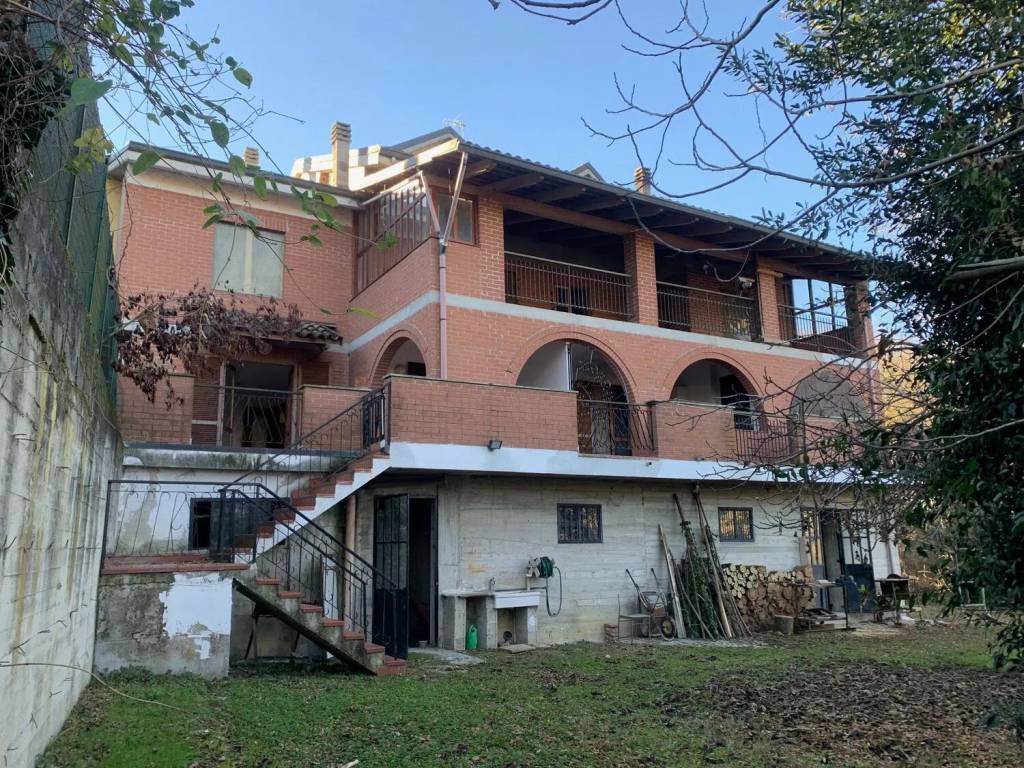 Rustico / casale a Castelnuovo calcea in Via Gavelli - Foto 2