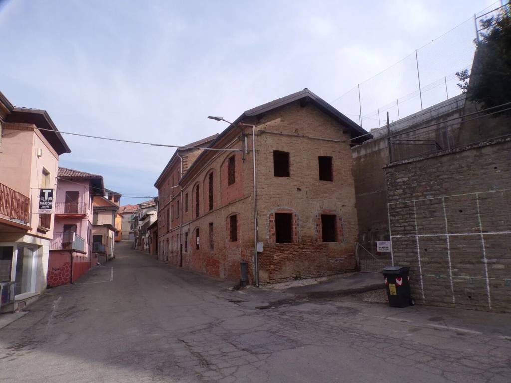 Rustico / casale a Castelnuovo calcea in Via Roma, 16 - Foto 2