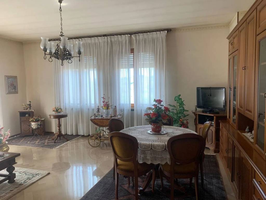 Appartamento a Nizza monferrato in Via Alberto Migliardi - Foto 2