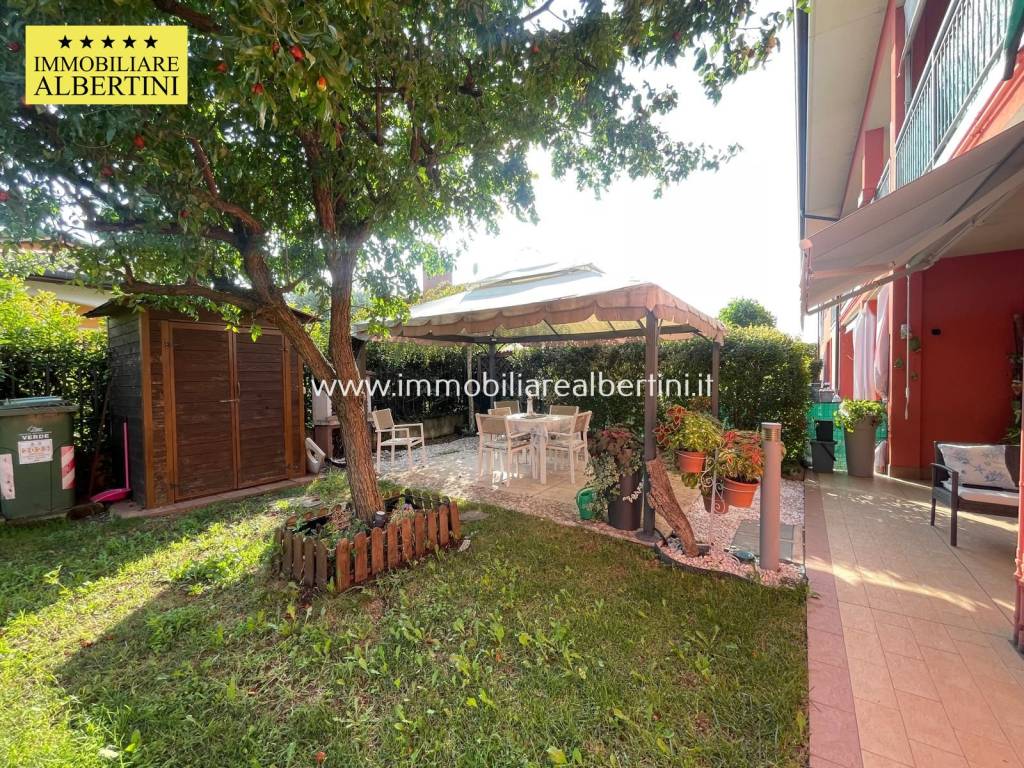 Appartamento a Villafranca di verona in Via Caluri, 106 - Foto 2