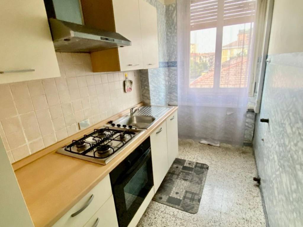 Appartamento a Modena in Via Caio Secondo Plinio - Foto 4