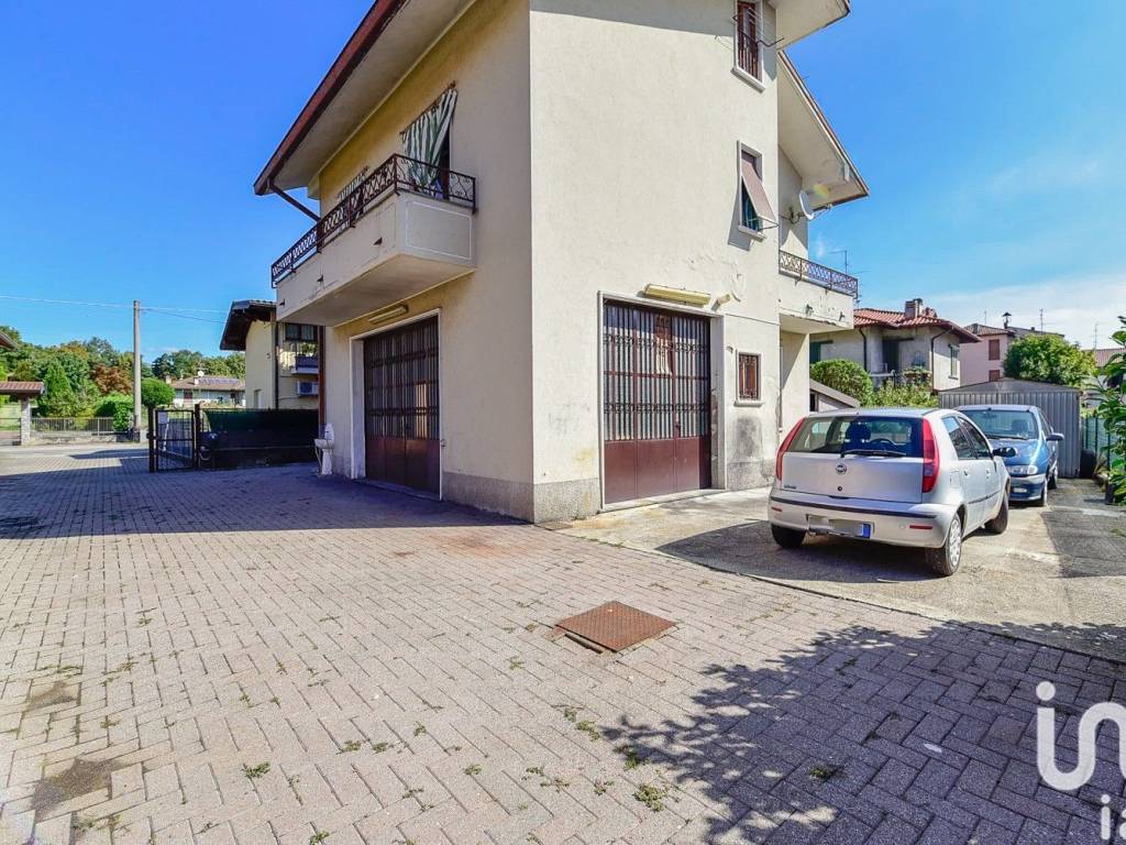 Villa a Brenna in Via Olgelasca, 57 - Foto 2