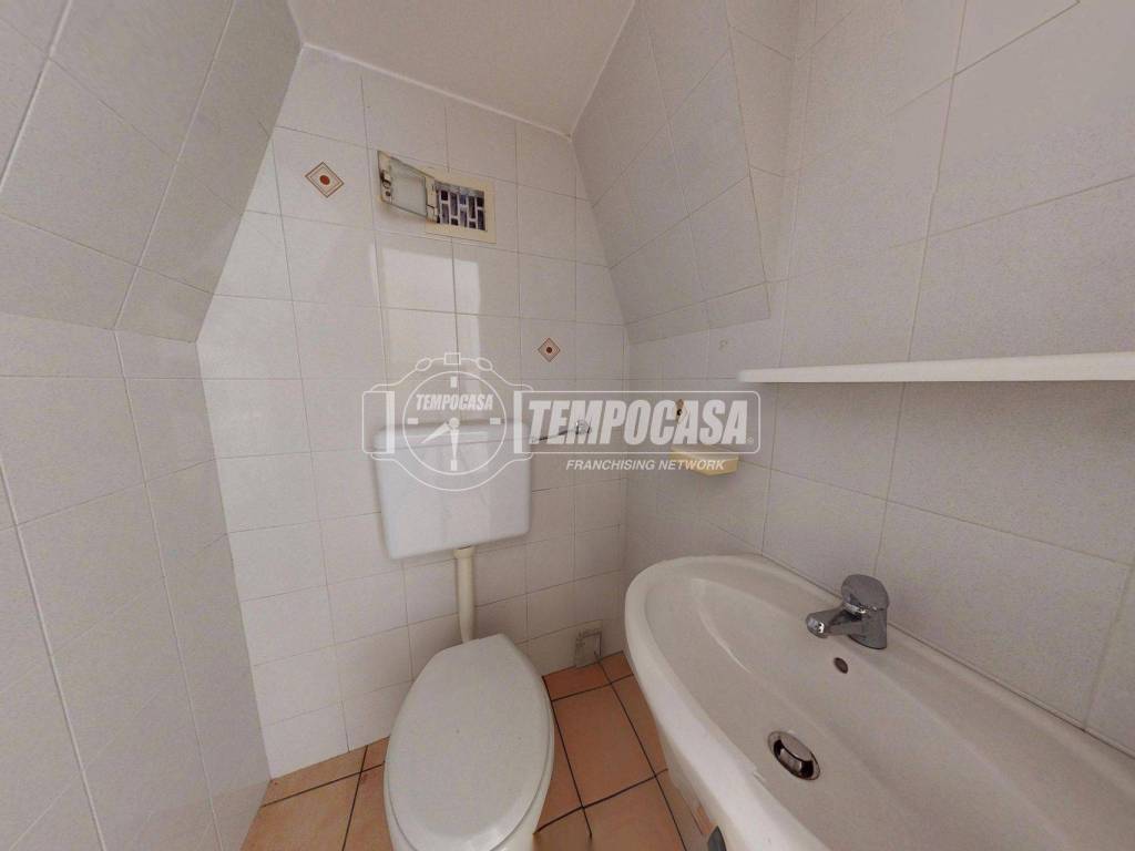 Casa indipendente a Turi in Via Camillo Benso Conte di Cavour - Foto 3