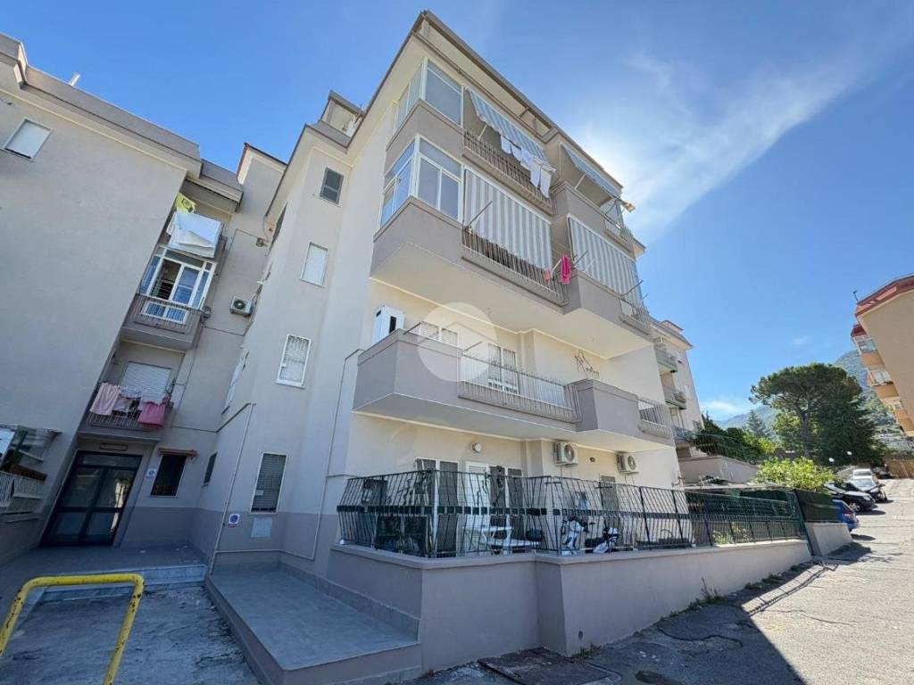 Appartamento a Castellammare di stabia in Via Nuova Eremitaggio, 3 - Foto 4