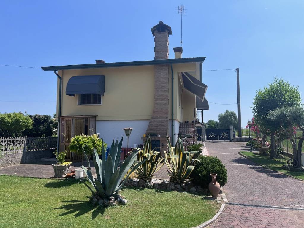 Villa a Musile di piave in Via Mincio, 47 - Foto 2