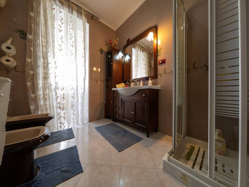 Appartamento a Crotone in Via Saffo, 14 - Foto 4