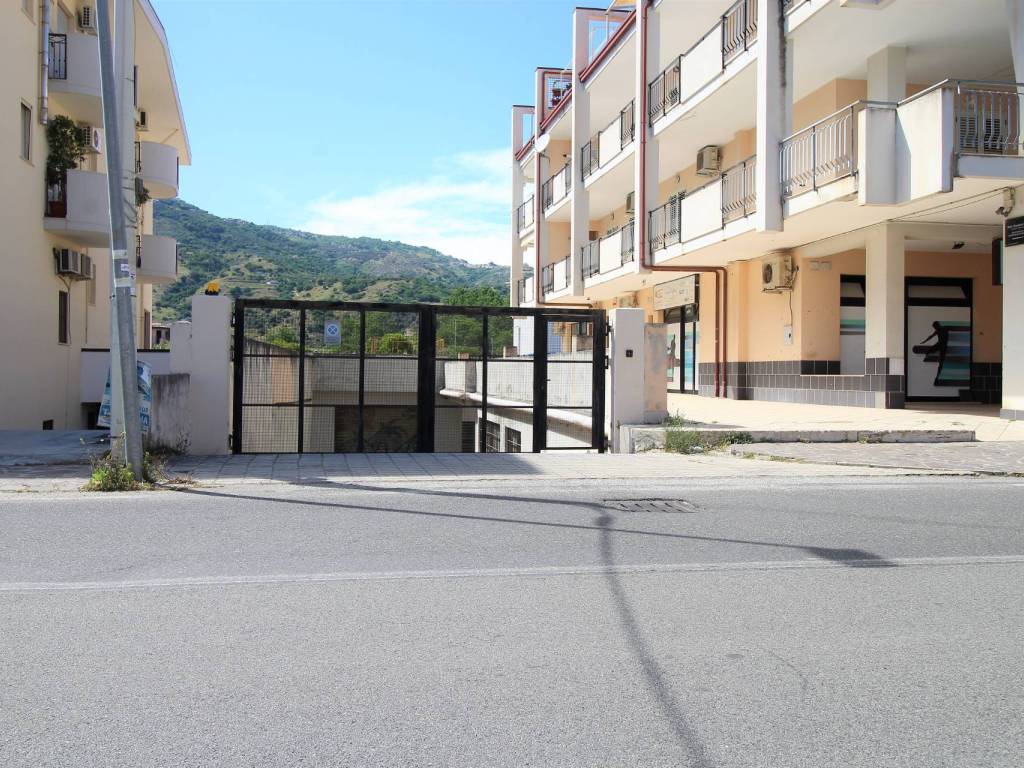 Immobile a Montepaone in via Nazionale - Foto 4