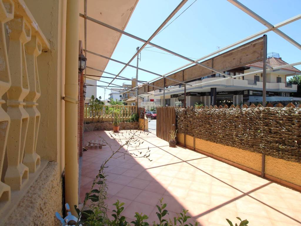 Immobile a Montepaone in Via Mazzini, 134 - Foto 2