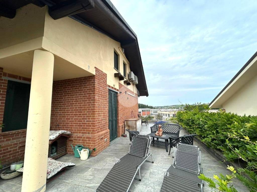 Casa indipendente a Castell'alfero in Via Noveiva, 32 - Foto 5