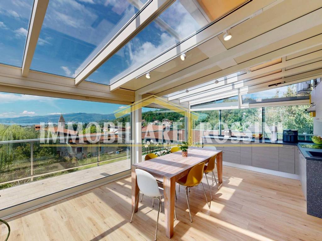 Villa a Besozzo in Via Collina, 3 - Foto 2