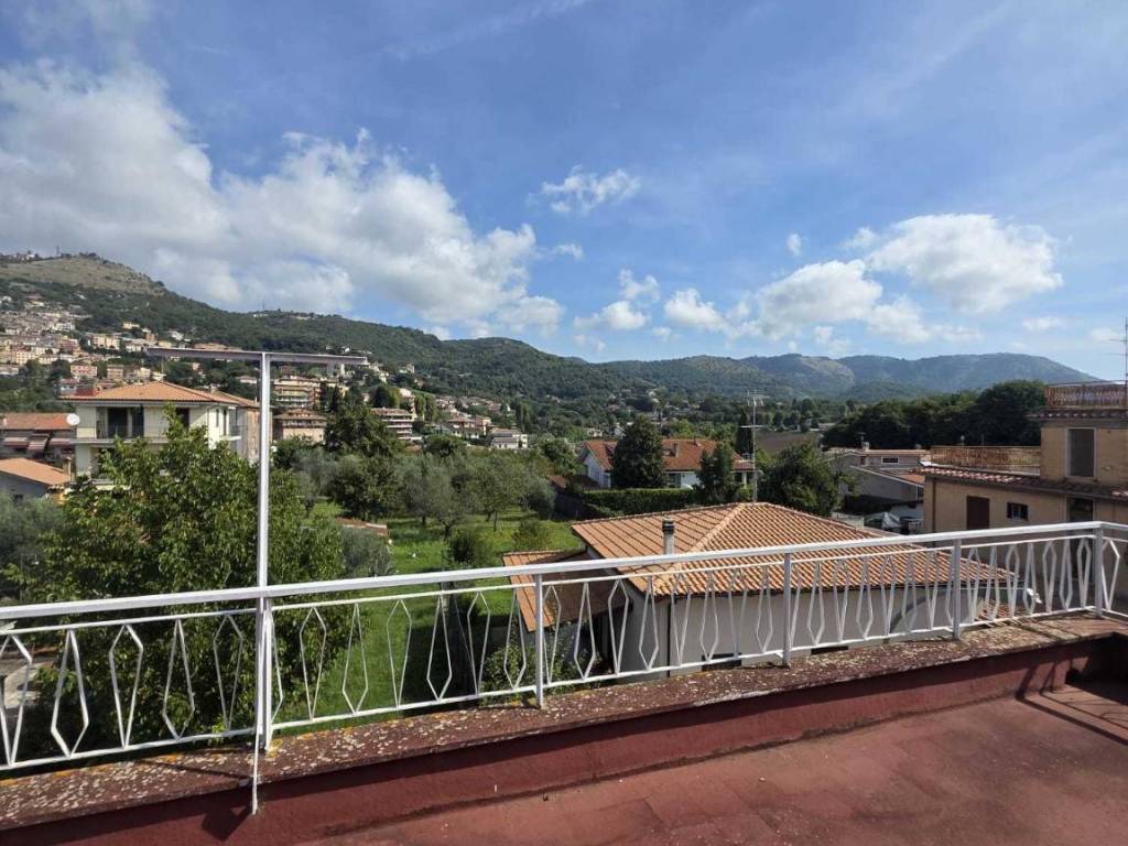 Appartamento a Palestrina in Via della Colombella - Foto 2