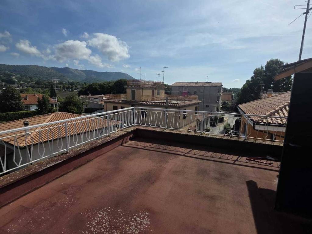 Appartamento a Palestrina in Via della Colombella - Foto 4